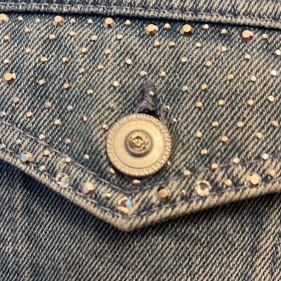 Vintage bejeweled Jean Jacket - Picture 3 of 6